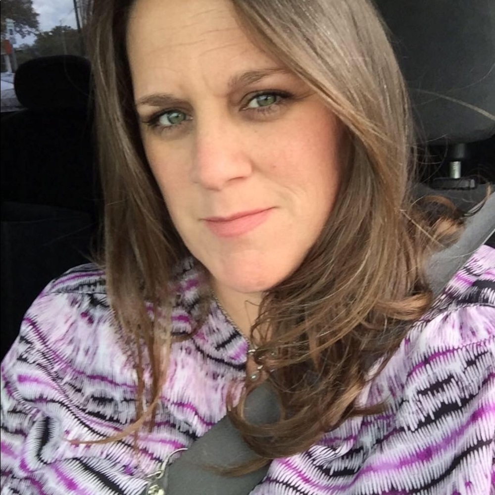 Meet your Posher, April